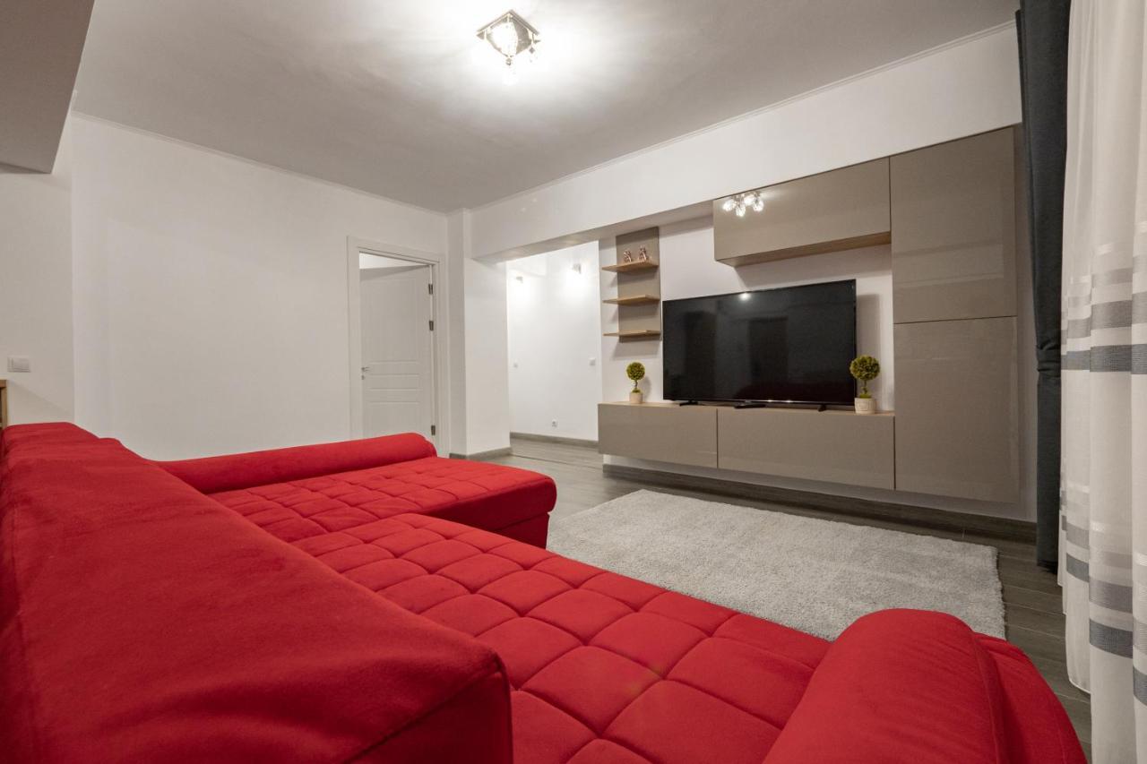 Luxury Ultracentral Piteşti Exterior foto
