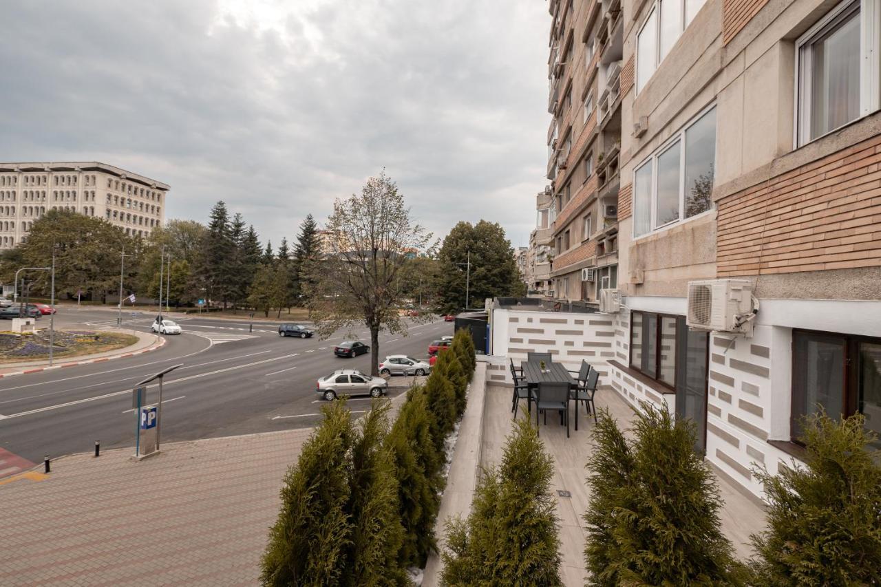 Luxury Ultracentral Piteşti Exterior foto